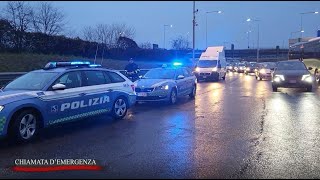 Polizia Stradale in azione in emergenza a Milano  Chiamata demergenza 24022024 [upl. by Nitram160]