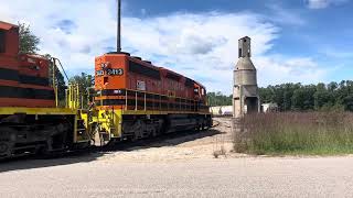 Marquette Rail D704 northbound Baldwin yard limits 81124 [upl. by Nevs]