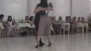 Tango Milonguero  Alberto Dassieu y Paulina Spinoso [upl. by Imefulo448]