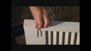 How to repair a bifold louvered doorPart 3 [upl. by Jevon]