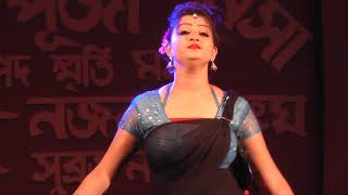 Dance of a dancer to the tune of bengali songssong name  gora tui kosto pabi humke dekhe [upl. by Kahaleel]