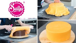 Fondanttorte überziehen  runde Torte mit Fondant eindecken  Tipps amp Tricks  Sallys Basics [upl. by Nohsid]