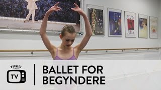 Emmas Balletskole Sådan laver du positioner i ballet [upl. by Asaph]