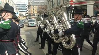 HMKG 2017  Farvel Til En Slavisk Kvinne  20170419 Fra årets første vaktparade [upl. by Nidnerb]