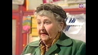 Final Appearance of Minnie Caldwell in Coronation Street 7 April 1976 [upl. by Snowman870]