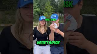 Vegetarisk 🍔 VS Vanlig🍔 komedi keps natone humor challange svergie [upl. by Enenaj556]