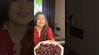 Tuesday Tip Eat those cherries🍒 bhagyashree tuesdaytipswithb healthyfood nutritionist [upl. by Leehar]