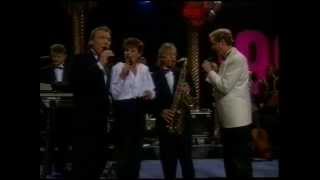 Vikingarna Lotta Engberg amp Sten Nilsson  Chanson DAmour Live Nyårsgala 1992 [upl. by Asenev121]