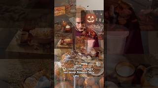 Die Macht der Pumpkin Spice Latte 🍂👀☕️ couplecomedy herbst sketch [upl. by Asenej]