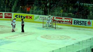 Begrüssung KACFans welche ZigZagMedvescak skandieren  21012011 [upl. by Neelrahc]