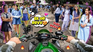 Crazy School Girls Reactions On Z1000 Full Revv😍💖 Aaj Full Revv Kr Diya School Pr😱🔥 [upl. by Fillander]