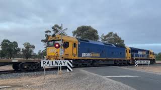 Avoca  Bealiba Road Railway Crossing Bealiba [upl. by Rannug268]