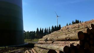 Windkraftgeräusch am Fuße der 23 MW Anlage im Hohen Vogelsberg [upl. by Trebmal]