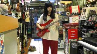 quotAeroplanequot Red Hot Chili Peppers  Bass cover [upl. by Aneeg]