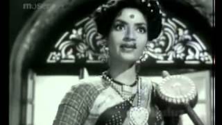 Poet Bharat Vyas Music Vasant Desai Lata Taka taka dhoom dhoom [upl. by Knitter428]