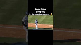 Shohei Ohtani always shows this attitude toward anyone no matter who they are😊 [upl. by Lear436]