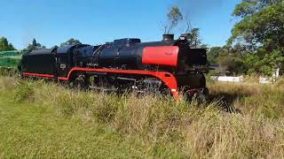 R766 3801 3642 running to picton and returning to Thirlmere at the Festival of steam [upl. by Sydney]