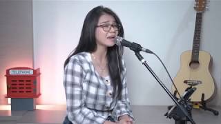 Mundur alon alon lirik Cover By Dyah Novia [upl. by Hamer404]