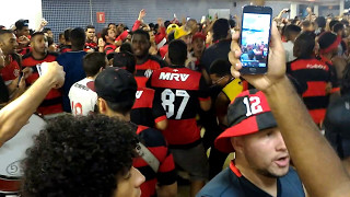 Libertadores 2017  Flamengo 3x1 Universidad Católica  Torcida comemora a vitória rubro negra [upl. by Ronile]