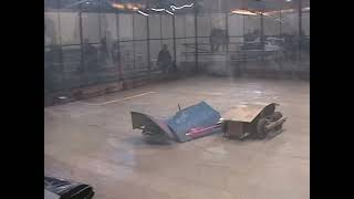 North Carolina Robot Street Fight III  GForce 2 vs Tetanus  220lb Heavyweight [upl. by Nnaeirelav]