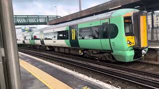 Train At Newhaven Harbour Train Station  2024 [upl. by Azilef]