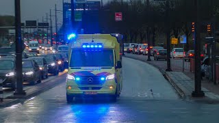 A1 Ambulance en Orgaandonatie Witte Kruis met spoed door Groningen stad [upl. by Namzzaj]