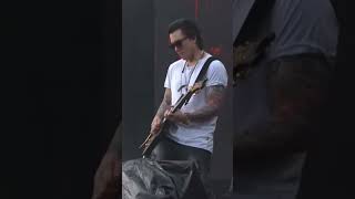 Buried Alive Solo by Avenged Sevenfold live [upl. by Ettelra]