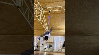 Split aerial gymnastics trick aerialhammock circus aerial split [upl. by Gnoh766]