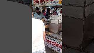 Janakpuri ke sabse famous chhole bhature funny 18october barishcomedy comedy [upl. by Iznil]