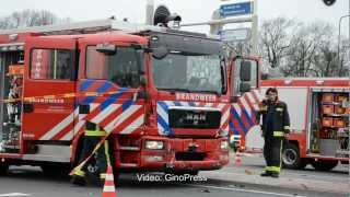 Brandweer Zutphen botst op weg naar melding [upl. by Skipper85]