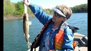 FISH4FUN TROLLING CRANKBAITS ON STOCKTON LAKE [upl. by Anauqcaj]