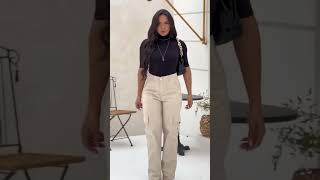 Calça Cargo feminina Jeans com bolsos cintura alta modelo wide leg tendencia 331 [upl. by Obnukotalo]