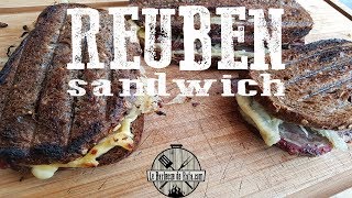 Reuben Sandwich comme dans les DELICATESSEN NewYorkais [upl. by Etteraj]