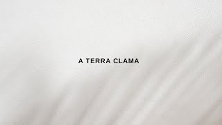 A TERRA CLAMA  Camille Lucas e Kah [upl. by Ellenad277]