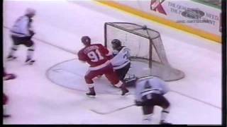 Sergei Fedorov Overtime Goal Game 6 1992  Minnesota [upl. by Earaj693]