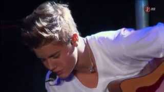 Justin Bieber singing Never let you go live  Mexico 2012 [upl. by Enileuqaj]