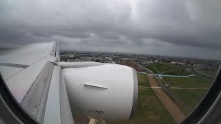 EVA Air Boeing 77W B16722 TPE Arrival before Typhoon Kongrey [upl. by Aylmar]