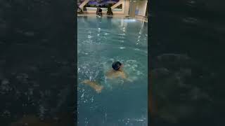 SERBEST YÜZME SUYA ATLADIKTAN SONRA SU ÜZERİNDE NASIL DURABİLİRİM yüzme swim sport pool sports [upl. by Obmar]