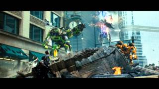 Transformers Dark of the Moon  Clip 1919 Optimus Prime vs Sentinel Prime [upl. by Robbert]