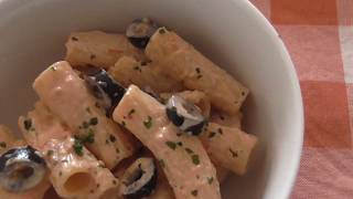 Rigatoni con Crema di Ricotta e Pomodorini [upl. by Huldah590]