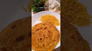 Kabhi khaye ho yeh sirf 10 mins mein BREAKFAST recipe  Besan Masala Paratha shorts breakfast [upl. by Ahsinac]