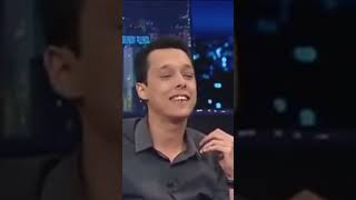 Danilo Gentilli Tomando um Corte shorts humor comedia cortes danilogentilli thenoite [upl. by Sihon]