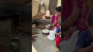 शहरात राहून चुलीवर छान भाकरी करते माझी बायको 😋nature kokan recipe youtubeshorts villagelife [upl. by Alidis]