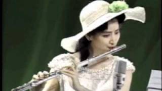 Bizet 아를르의 여인 中 Menuett [upl. by Arianie78]