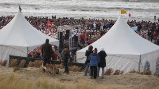 Nieuwjaarsuik Egmond aan zee 2014 [upl. by Merna]