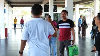 Farel sudah tiba di bandara blimbingsari Farel masih di dalam mobil [upl. by Airetnohs]