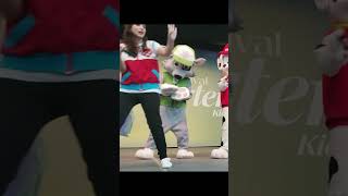 Patrulha Canina  PAW Patrol  Mighty Pups  Show de Dança 26 [upl. by Kirkwood]