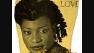 MPONGO LOVE CHANTE « ZONGA NOKI  » [upl. by Sadoc]