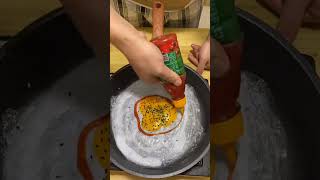 🥚🥚🍛🤔🤔🤔amlet banane ka sabse Aasan tarika kitchenideas recipe khana ideas shorts videokhana [upl. by Nnaeel]