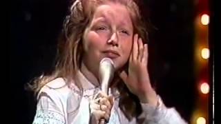 Lena Zavaroni Sings End of the World on Tonight Show [upl. by Elocon]